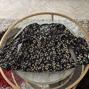 Zara floral bell sleeve blouse size small